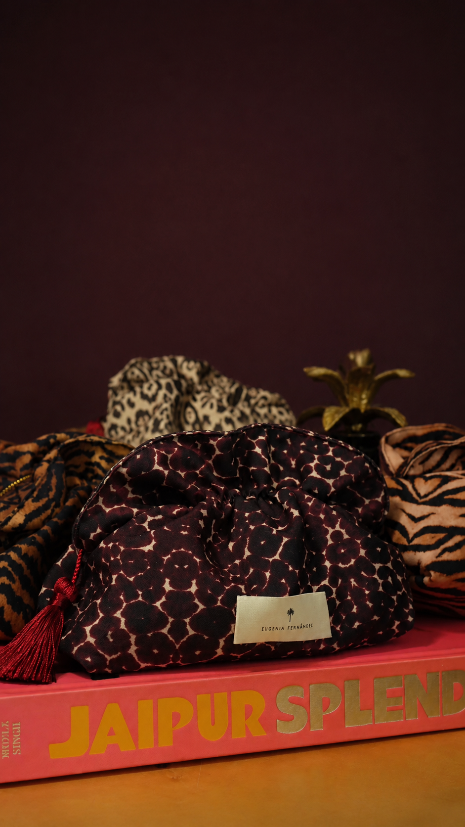 POUCH